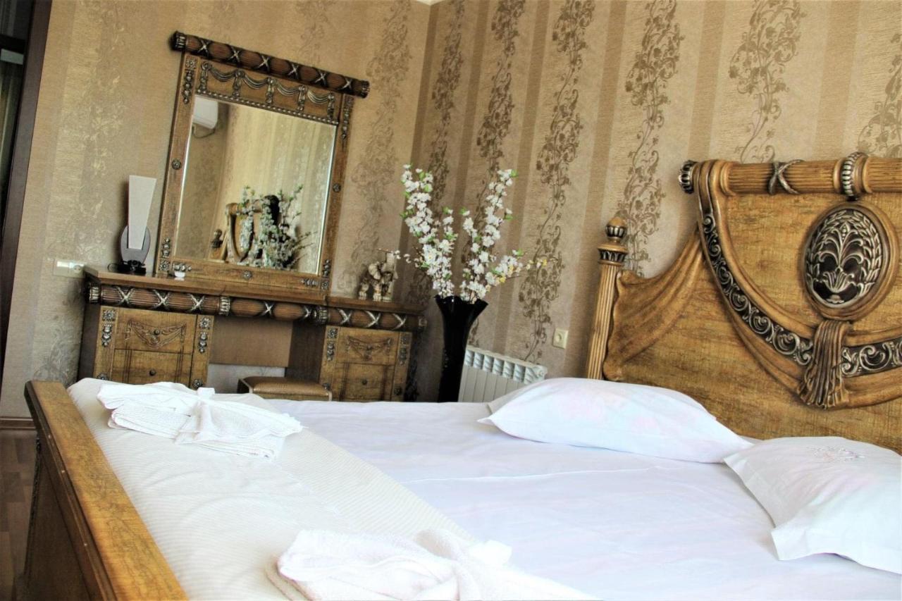 Hotel Oniks Kutaisi Zewnętrze zdjęcie