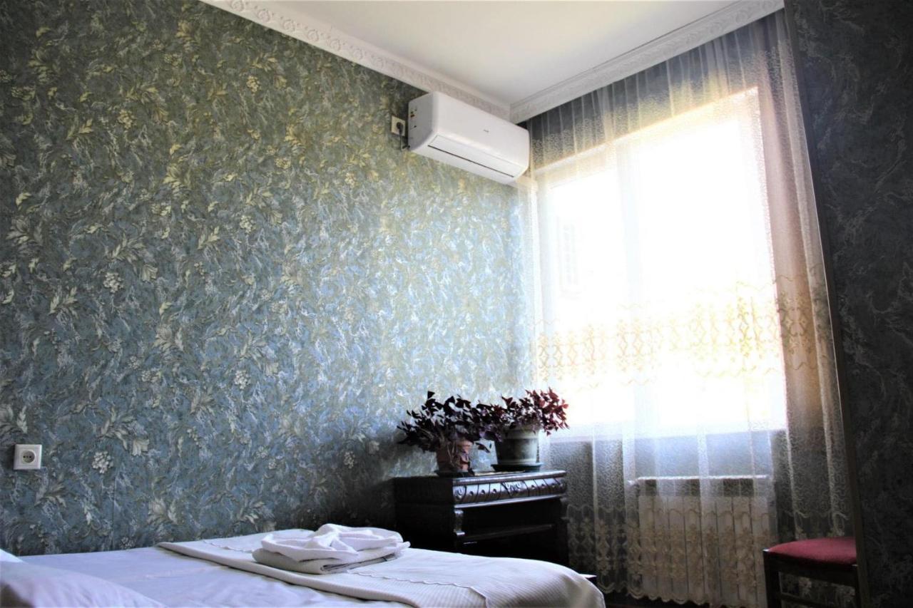 Hotel Oniks Kutaisi Zewnętrze zdjęcie