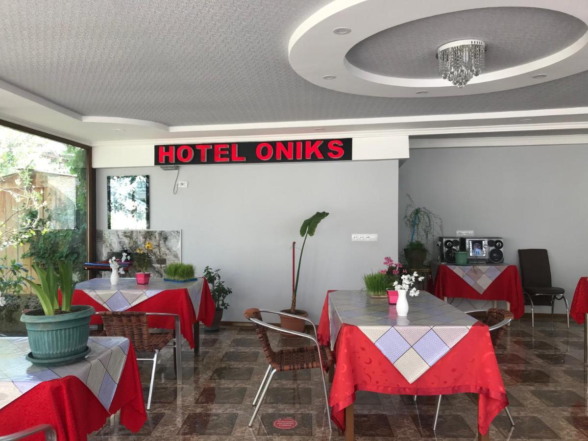 Hotel Oniks Kutaisi Zewnętrze zdjęcie