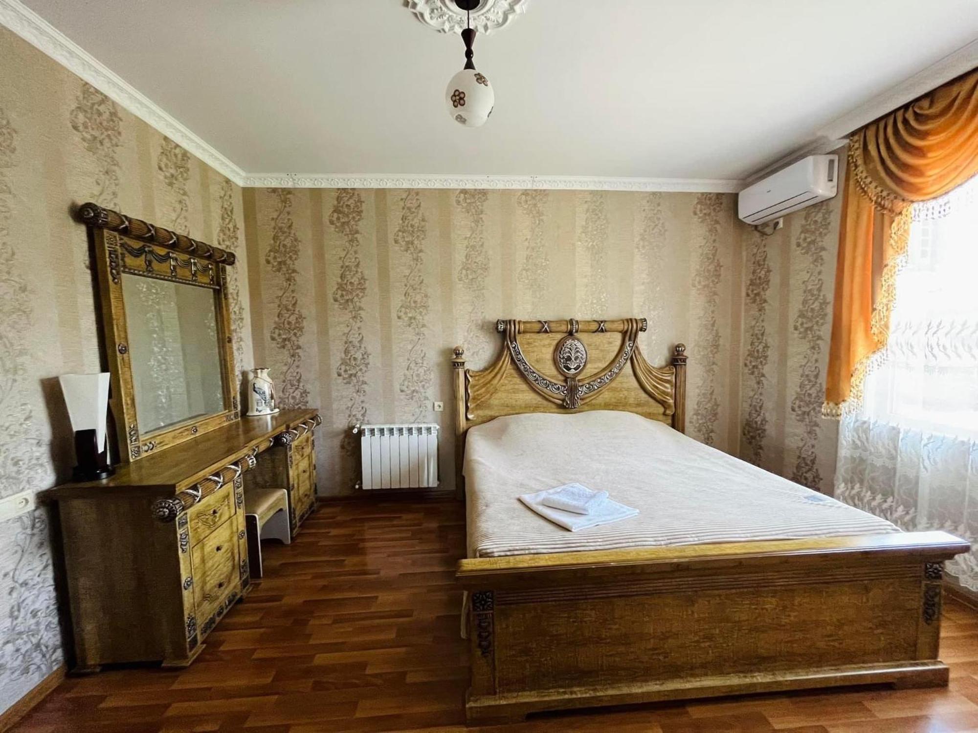 Hotel Oniks Kutaisi Zewnętrze zdjęcie