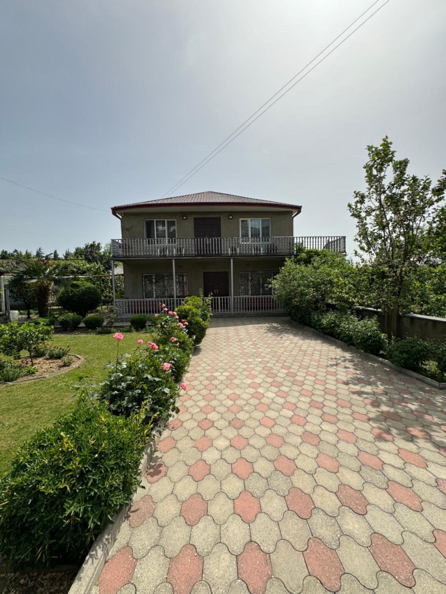 Hotel Oniks Kutaisi Zewnętrze zdjęcie