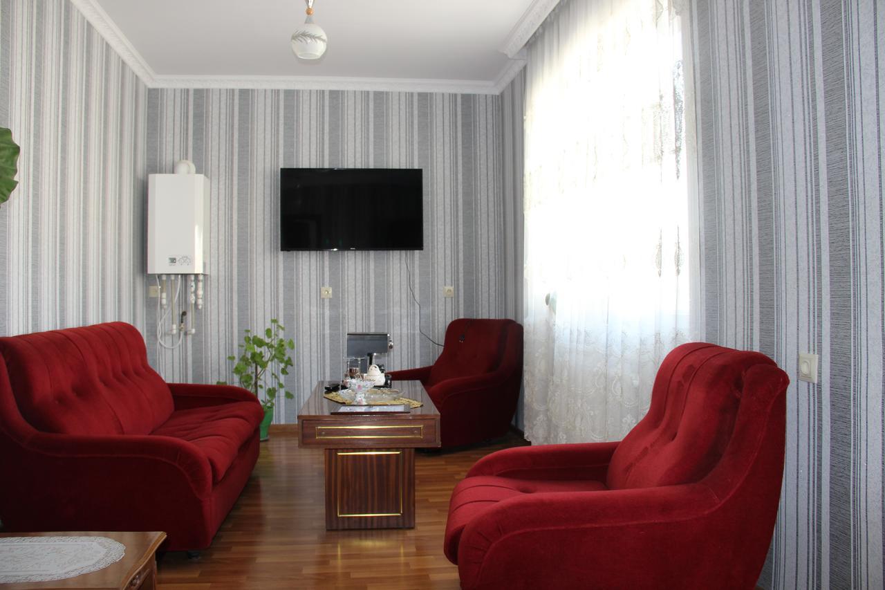 Hotel Oniks Kutaisi Zewnętrze zdjęcie